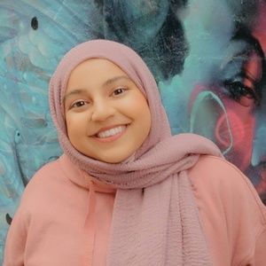 Meet your Posher, Sumayya